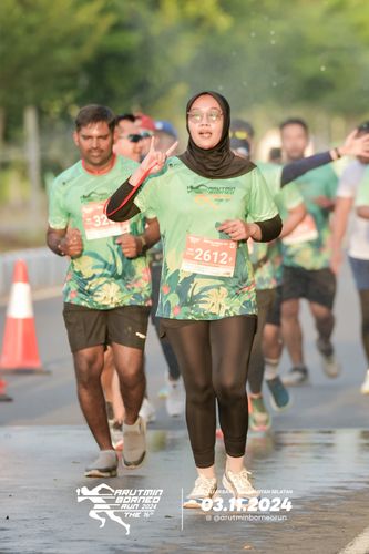 Race photo from Arutmin Borneo Run 2024