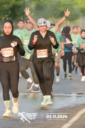 Race photo from Arutmin Borneo Run 2024