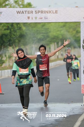 Race photo from Arutmin Borneo Run 2024