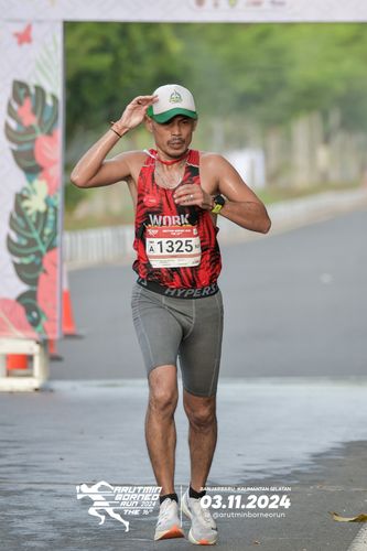 Race photo from Arutmin Borneo Run 2024