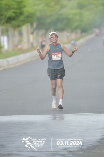 Race photo from Arutmin Borneo Run 2024