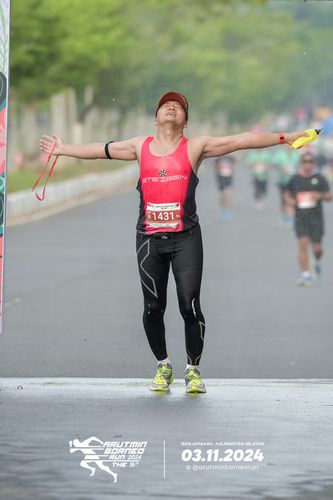 Race photo from Arutmin Borneo Run 2024