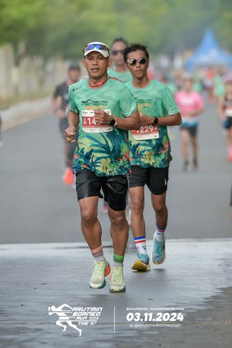 Race photo from Arutmin Borneo Run 2024