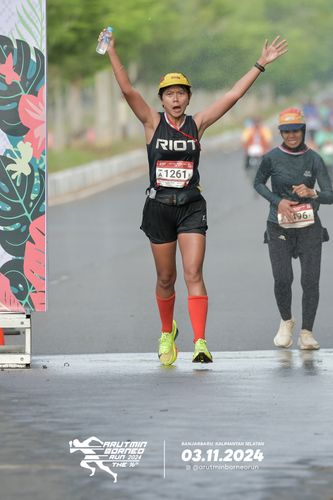 Race photo from Arutmin Borneo Run 2024