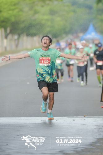 Race photo from Arutmin Borneo Run 2024
