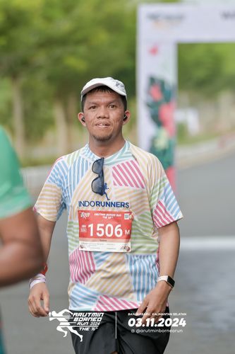 Race photo from Arutmin Borneo Run 2024