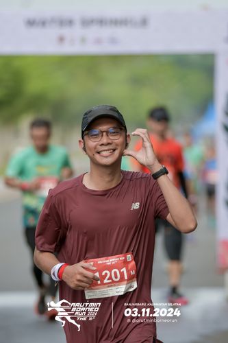 Race photo from Arutmin Borneo Run 2024
