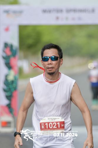 Race photo from Arutmin Borneo Run 2024