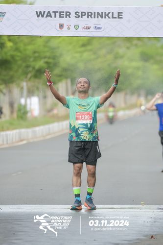 Race photo from Arutmin Borneo Run 2024