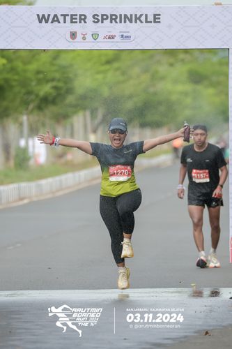 Race photo from Arutmin Borneo Run 2024