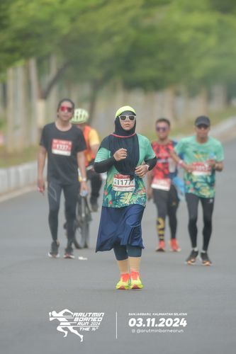 Race photo from Arutmin Borneo Run 2024