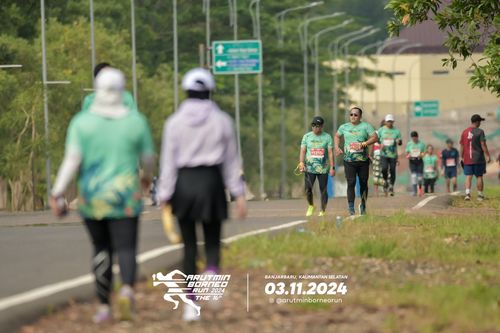 Race photo from Arutmin Borneo Run 2024