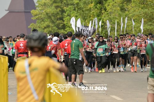 Race photo from Arutmin Borneo Run 2024