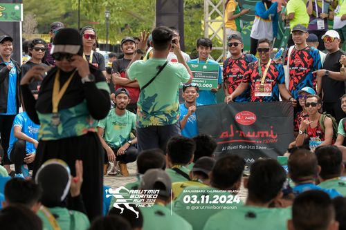 Race photo from Arutmin Borneo Run 2024