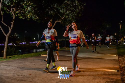 Race photo from PIK NITE RUN 2025