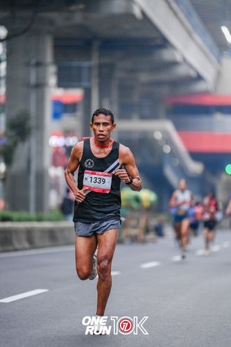 Race photo from ONE RUN 10K 2025