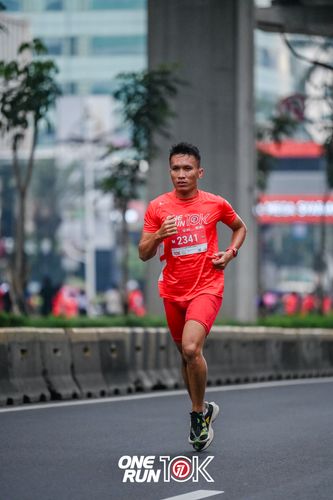 Race photo from ONE RUN 10K 2025