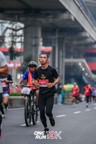Race photo from ONE RUN 10K 2025