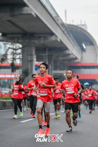 Race photo from ONE RUN 10K 2025