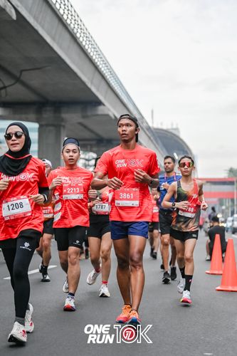 Race photo from ONE RUN 10K 2025