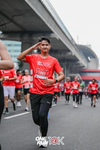 Race photo from ONE RUN 10K 2025