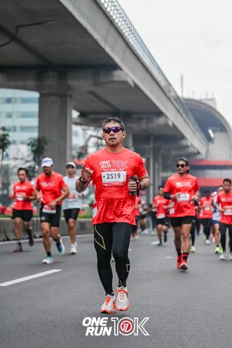 Race photo from ONE RUN 10K 2025
