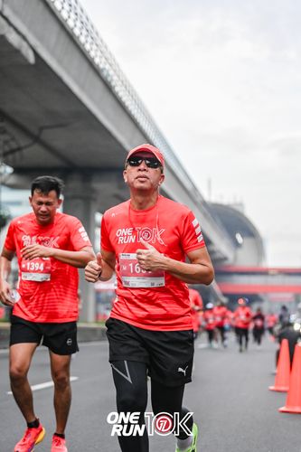 Race photo from ONE RUN 10K 2025