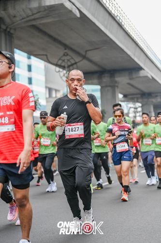 Race photo from ONE RUN 10K 2025