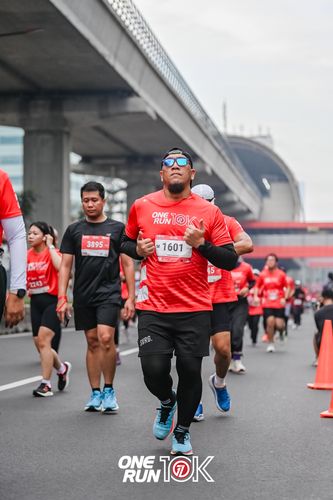 Race photo from ONE RUN 10K 2025