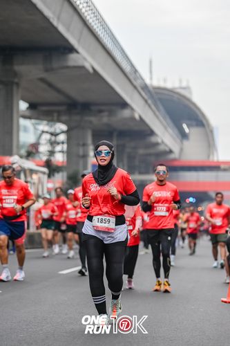 Race photo from ONE RUN 10K 2025