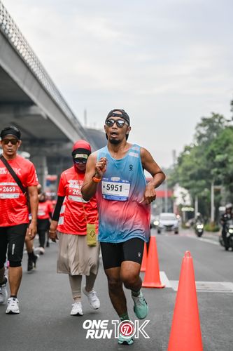 Race photo from ONE RUN 10K 2025
