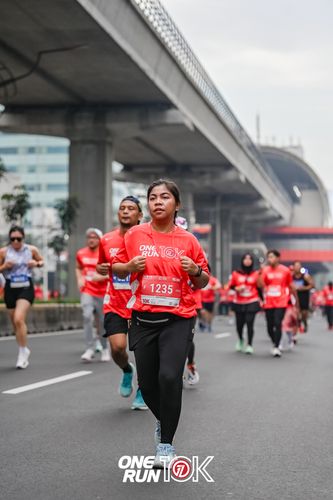 Race photo from ONE RUN 10K 2025