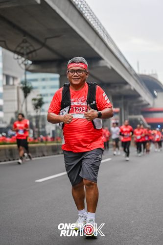 Race photo from ONE RUN 10K 2025