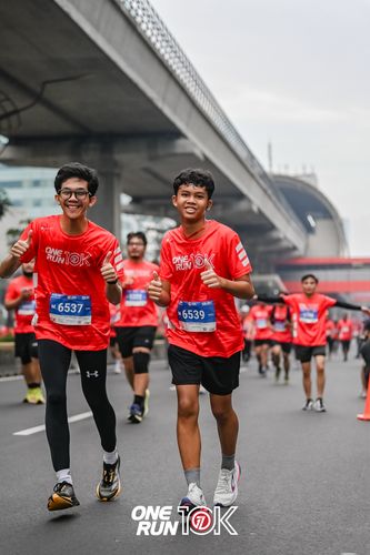 Race photo from ONE RUN 10K 2025