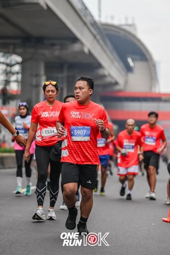 Race photo from ONE RUN 10K 2025