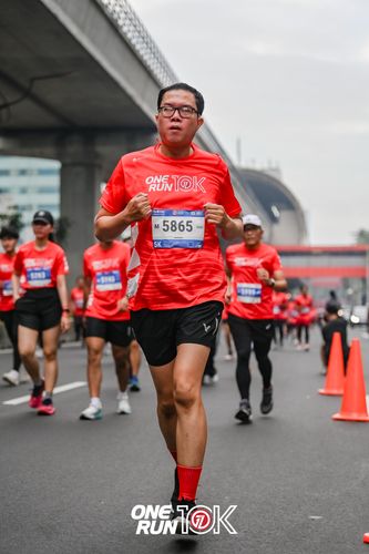 Race photo from ONE RUN 10K 2025