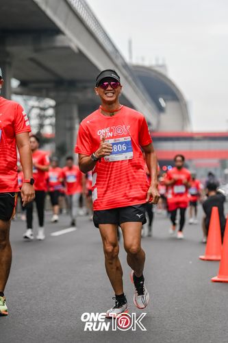 Race photo from ONE RUN 10K 2025