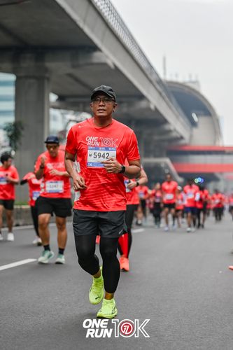 Race photo from ONE RUN 10K 2025