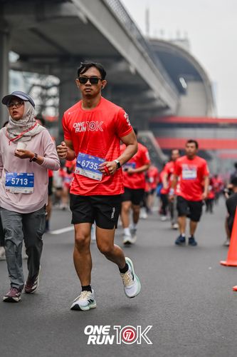 Race photo from ONE RUN 10K 2025
