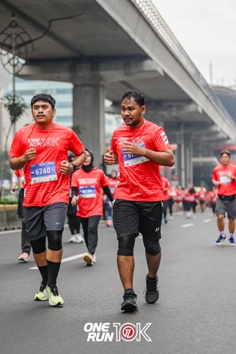 Race photo from ONE RUN 10K 2025