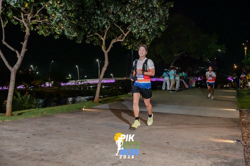 Race photo from PIK NITE RUN 2025
