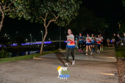 Race photo from PIK NITE RUN 2025