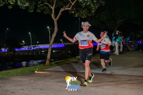 Race photo from PIK NITE RUN 2025
