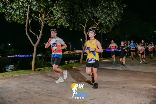 Race photo from PIK NITE RUN 2025