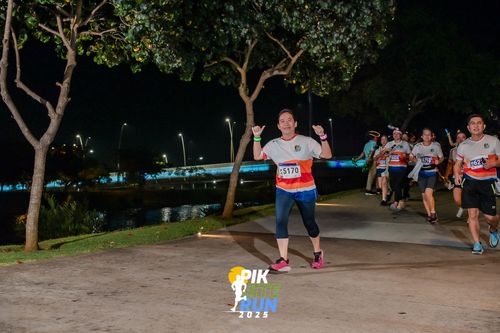 Race photo from PIK NITE RUN 2025