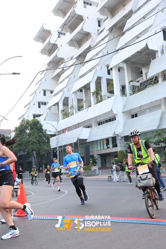Race photo from SURABAYA ISOPLUS MARATHON 2025