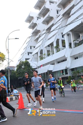 Race photo from SURABAYA ISOPLUS MARATHON 2025