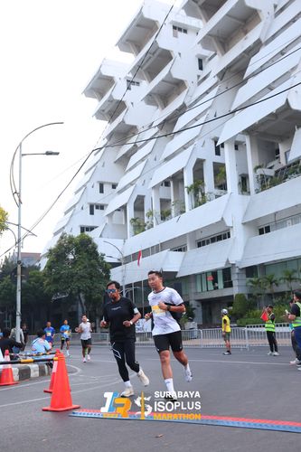 Race photo from SURABAYA ISOPLUS MARATHON 2025