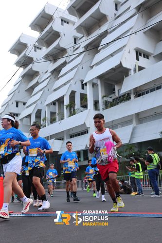Race photo from SURABAYA ISOPLUS MARATHON 2025