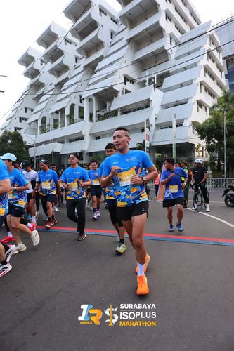 Race photo from SURABAYA ISOPLUS MARATHON 2025